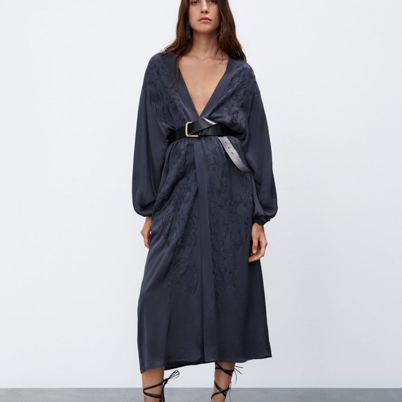 Zara EMBROIDERED KIMONO - Picture 1 of 4